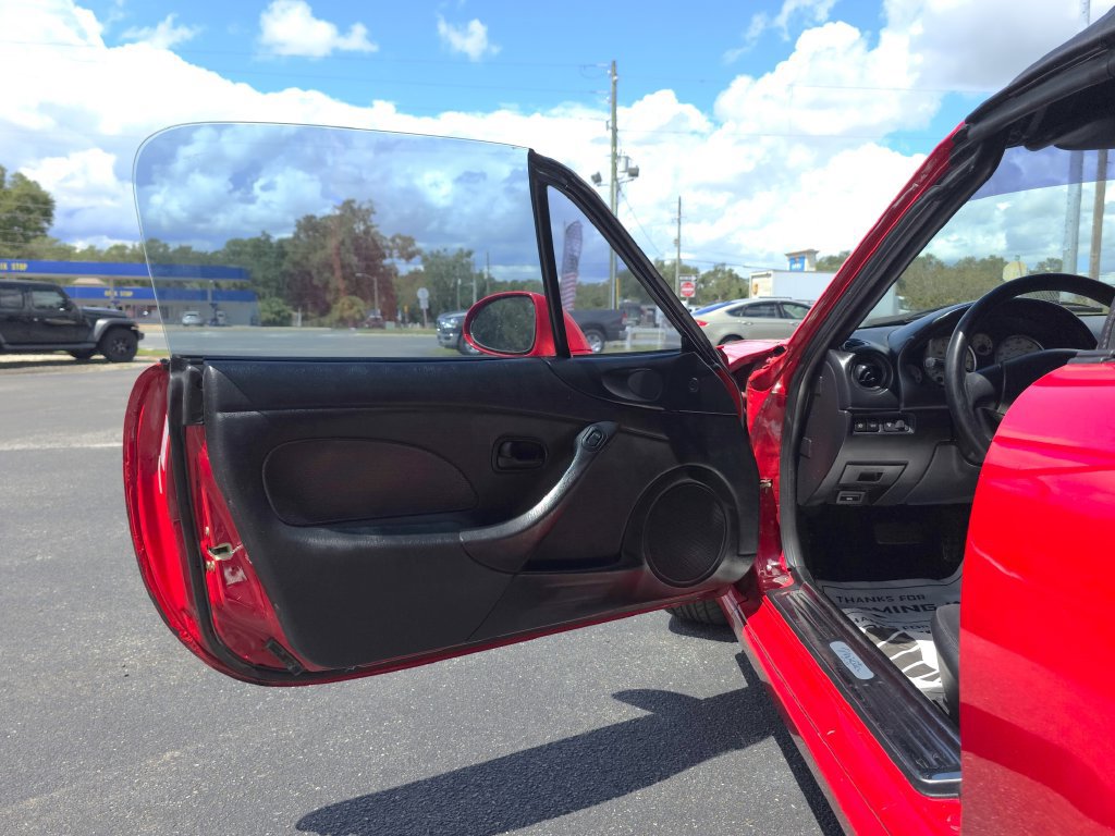 Used 2003 MAZDA MX-5 Miata RWD image 10