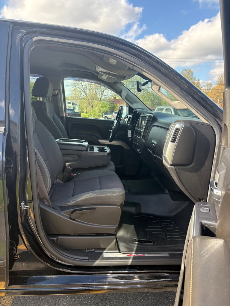 Used 2015 Chevrolet Silverado 2500 LT w/ LT Convenience Package AWD/4WD image 12