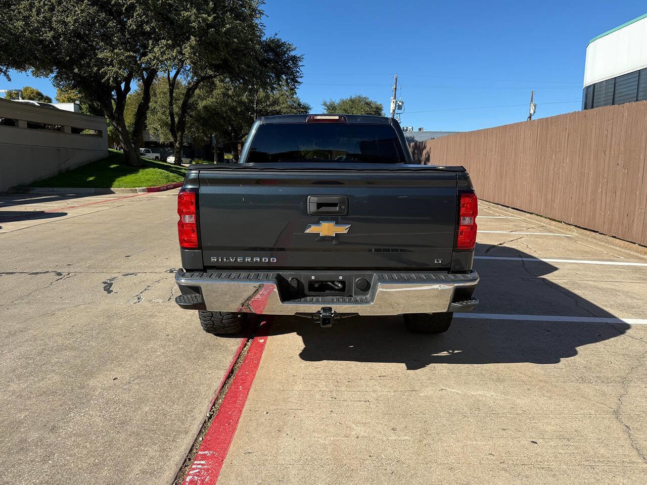 Used 2018 Chevrolet Silverado 1500 LT w/ LT Eassist Package image 5