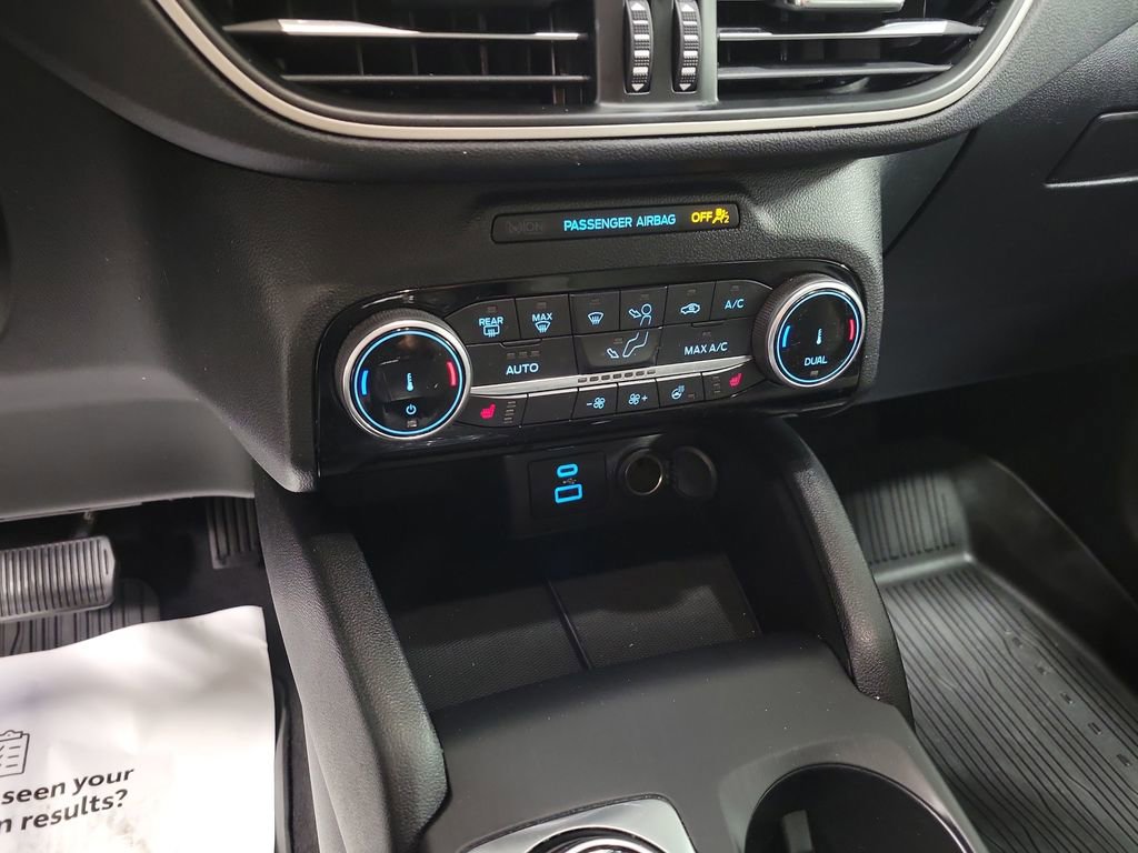 Used 2022 Ford Escape SE w/ Convenience Package image 15