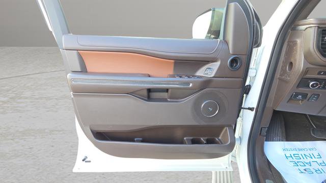 Used 2024 Ford Expedition King Ranch image 31