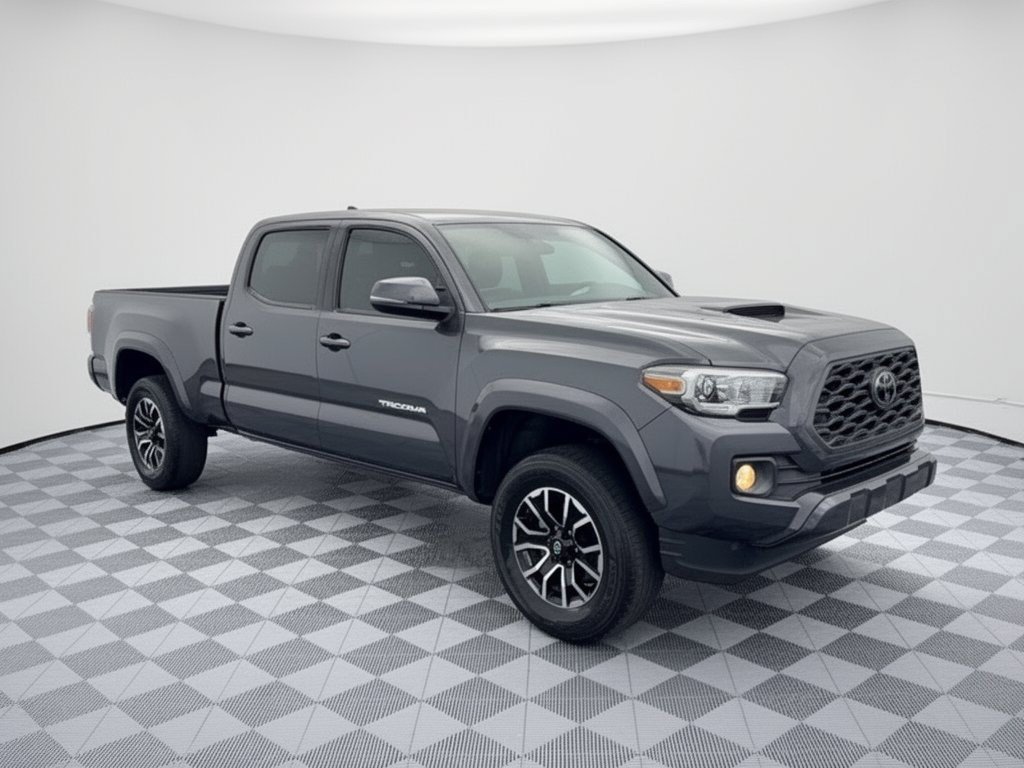 Used 2020 Toyota Tacoma TRD Sport w/ TRD Premium Sport Package RWD image 7
