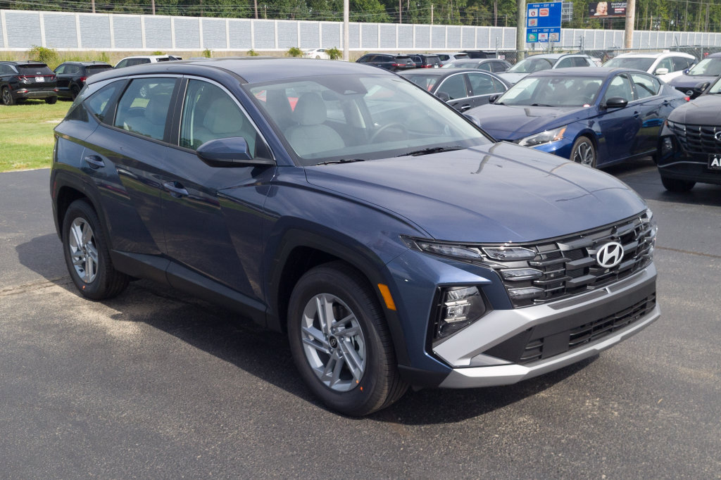 New 2026 Hyundai Tucson SE FWD image 3