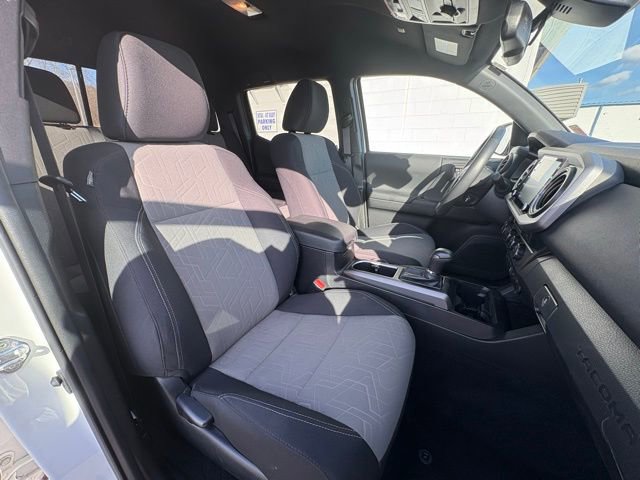 Used 2023 Toyota Tacoma TRD Off-Road w/ Technology Package image 26