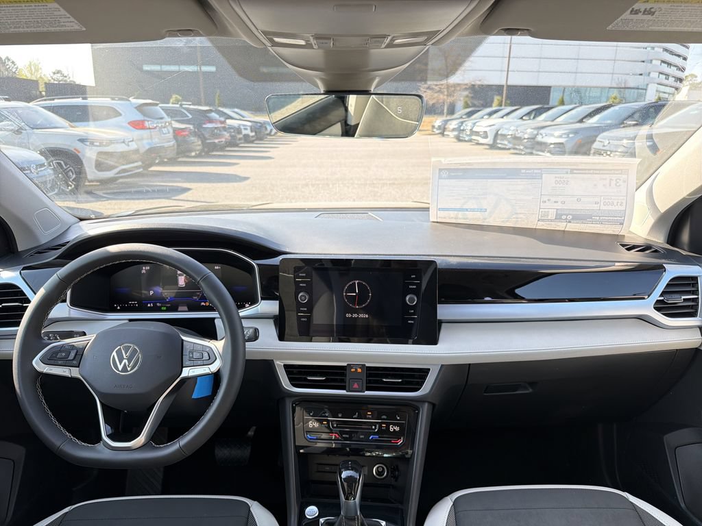 New 2026 Volkswagen Taos SE FWD image 21