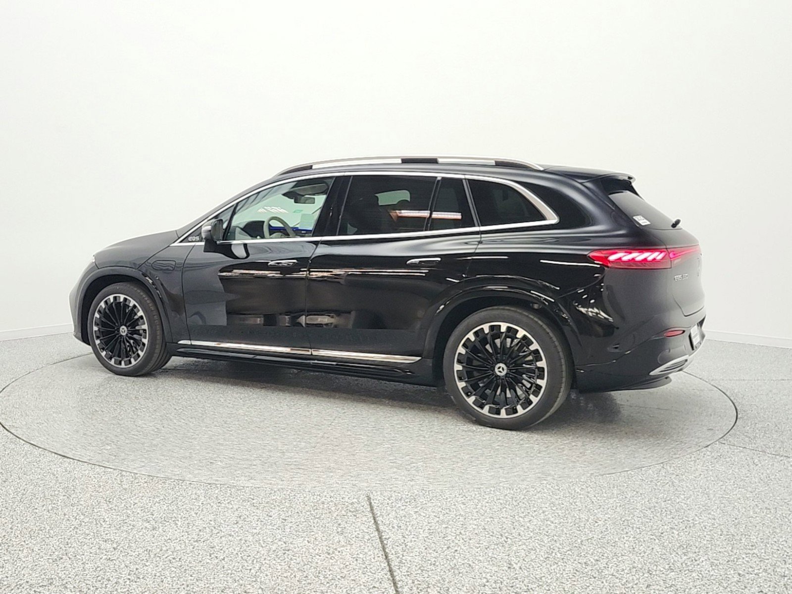 New 2026 Mercedes-Benz EQS 550 4MATIC SUV image 8