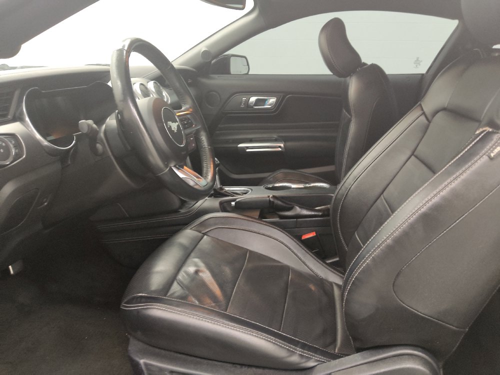 Used 2018 Ford Mustang Premium w/ Equipment Group 201A RWD image 17