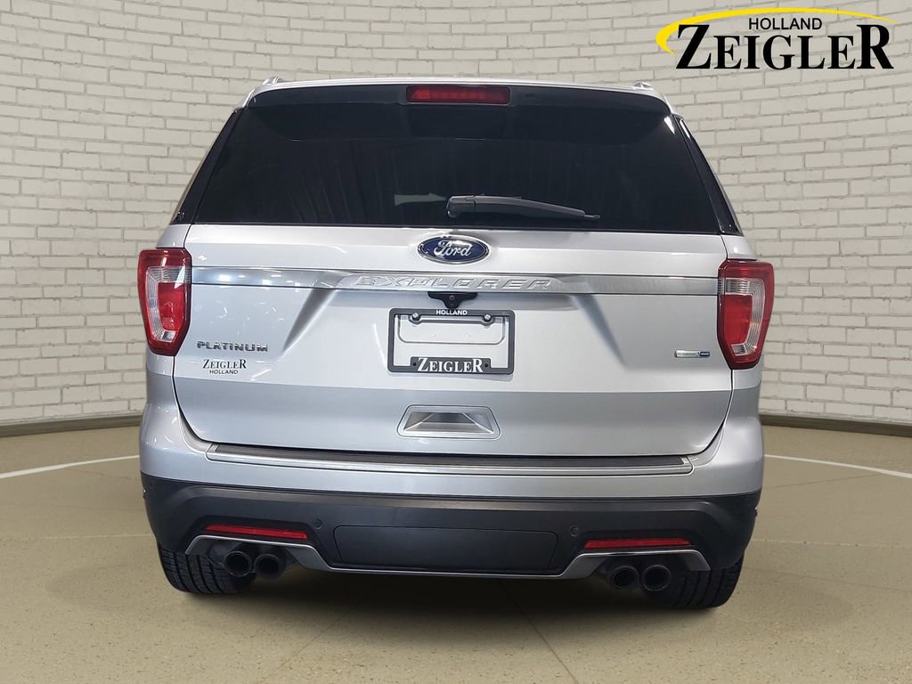 Used 2018 Ford Explorer Platinum AWD/4WD image 6
