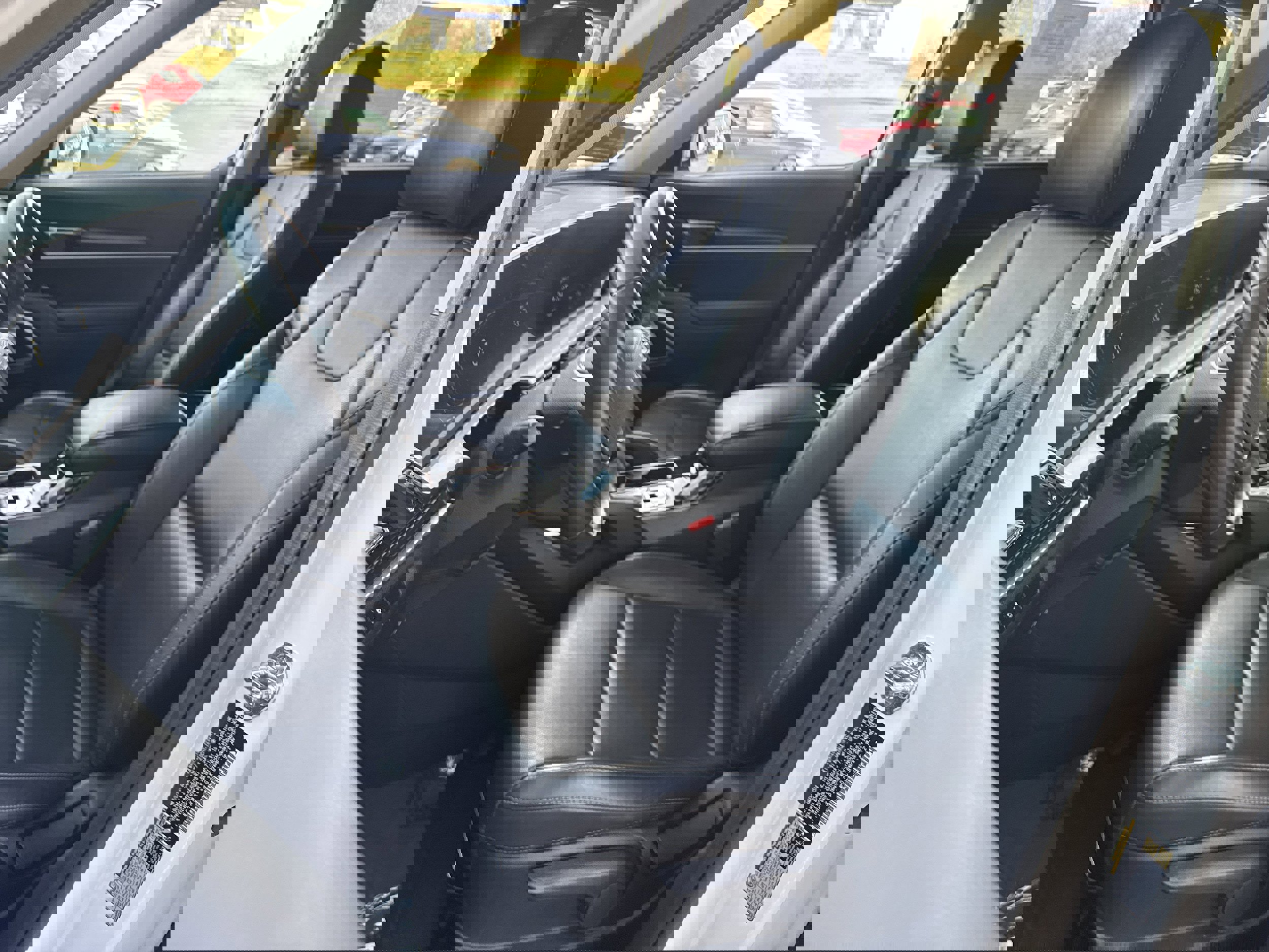 Used 2024 Kia Telluride LX image 5