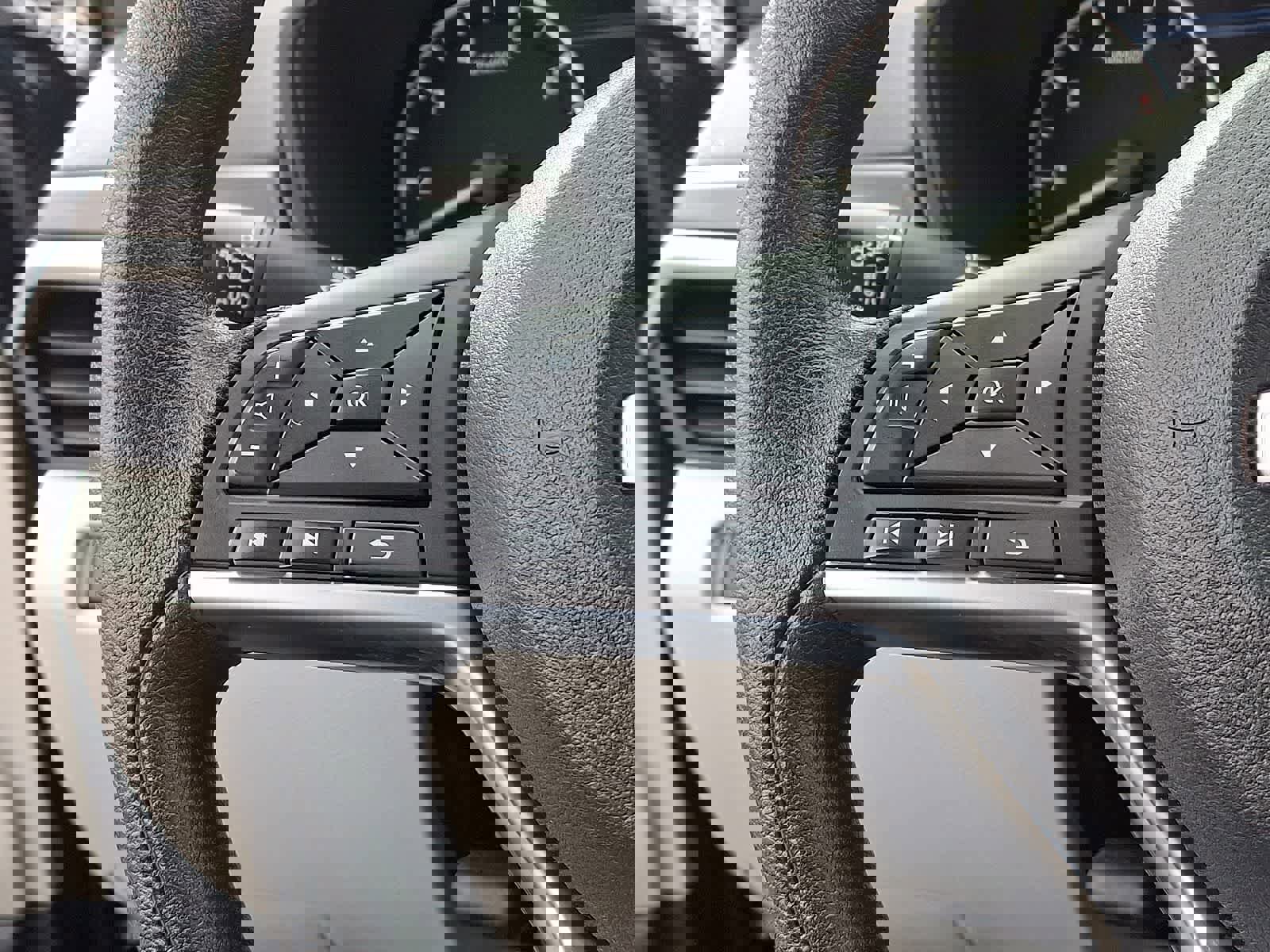 Used 2024 Nissan Altima 2.5 SV image 21