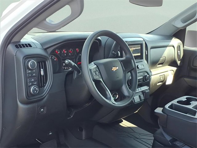 New 2025 Chevrolet Silverado 1500 Custom image 6