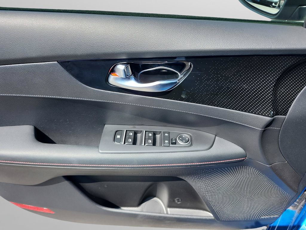Used 2022 Kia Forte GT w/ GT2 Package FWD image 23