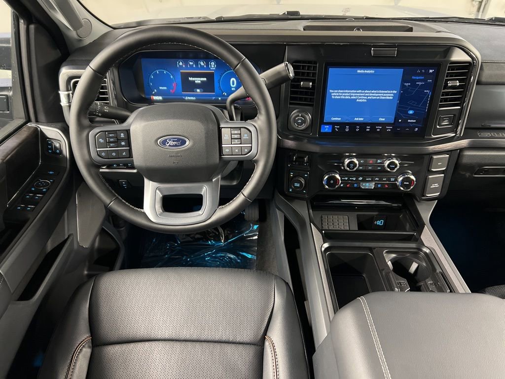 New 2026 Ford F350 Lariat w/ Black Appearance Package image 8
