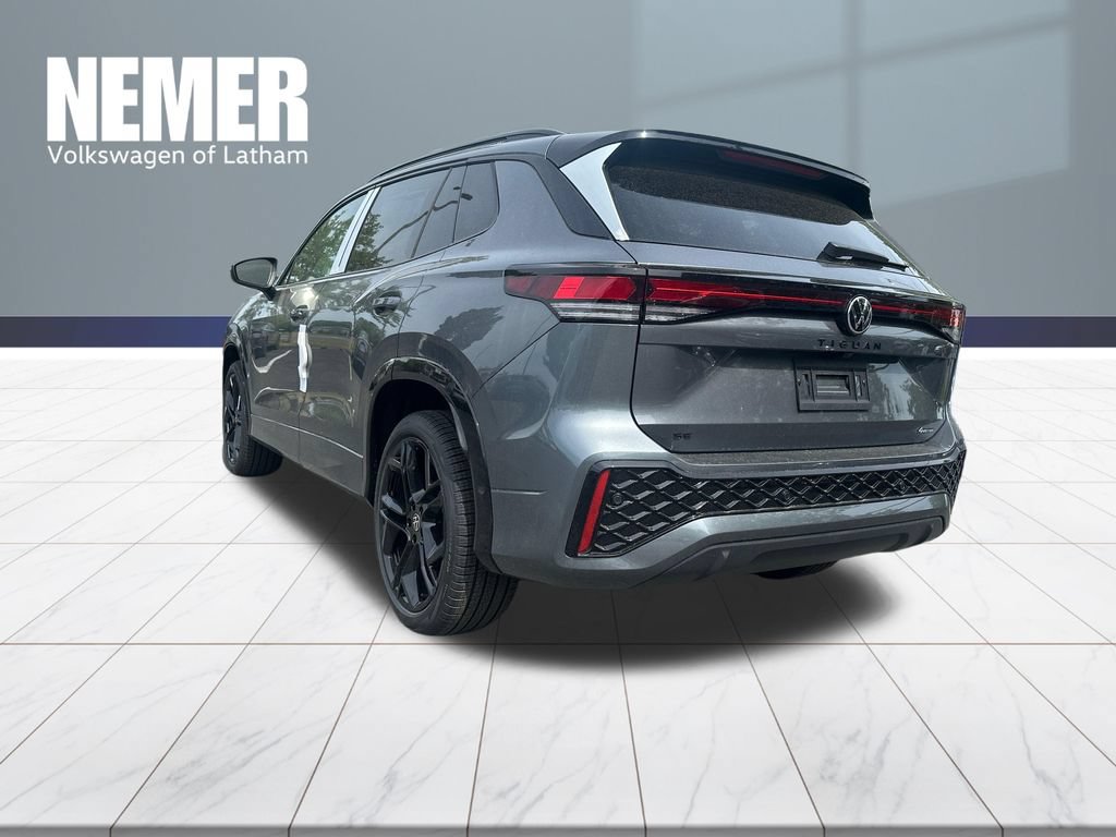 New 2026 Volkswagen Tiguan SE R-Line AWD/4WD image 2