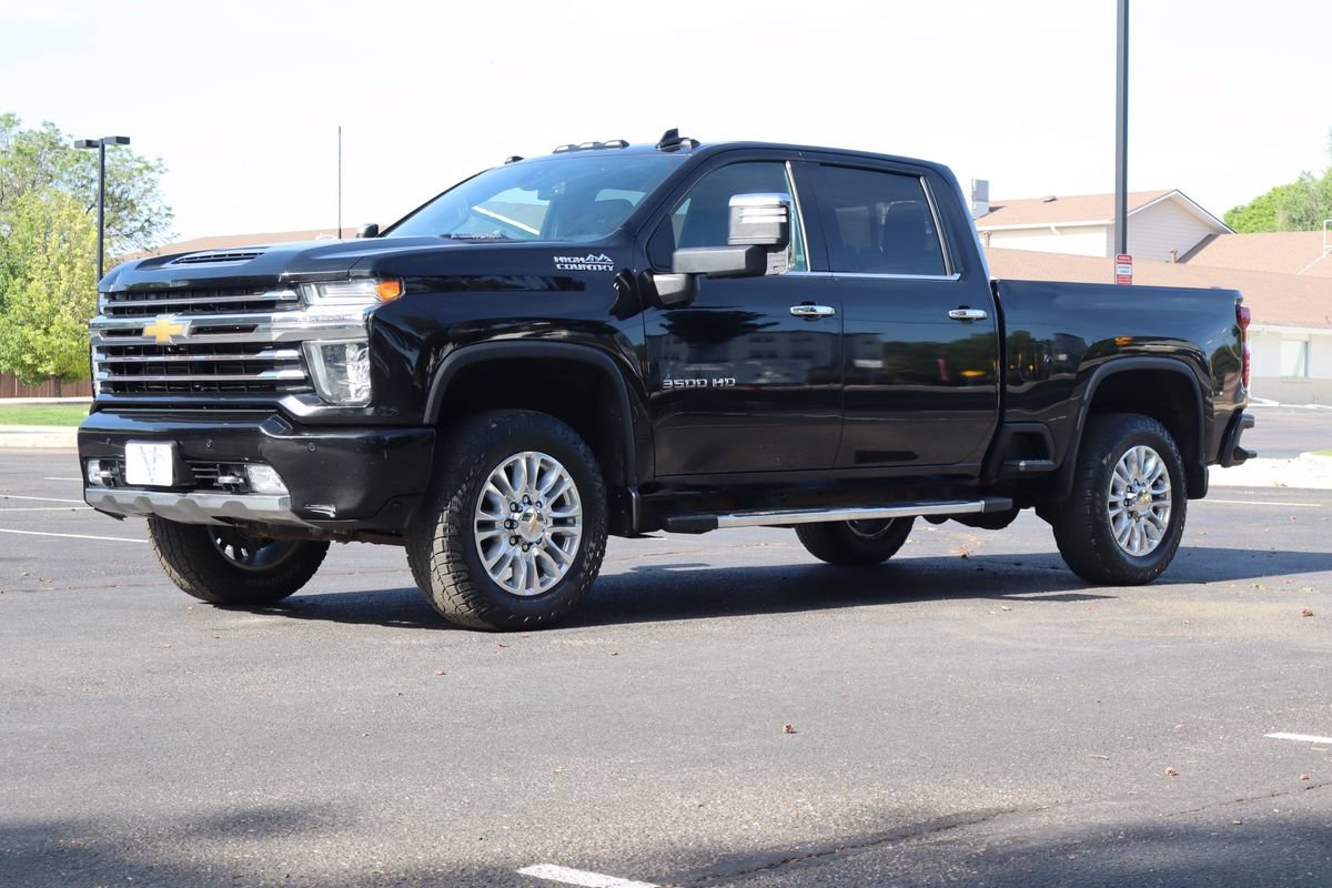 Used 2022 Chevrolet Silverado 3500 High Country w/ Safety Package II AWD/4WD image 11