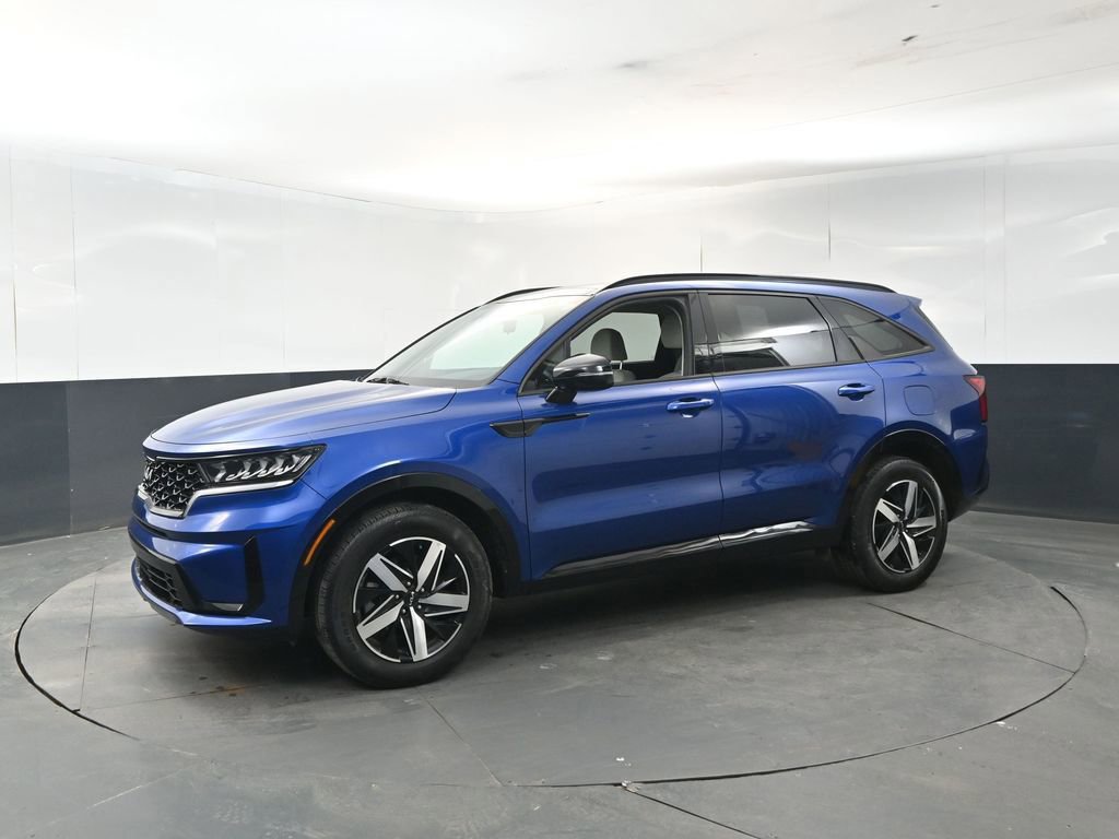 Used 2023 Kia Sorento S w/ Panoramic Sunroof Package image 2