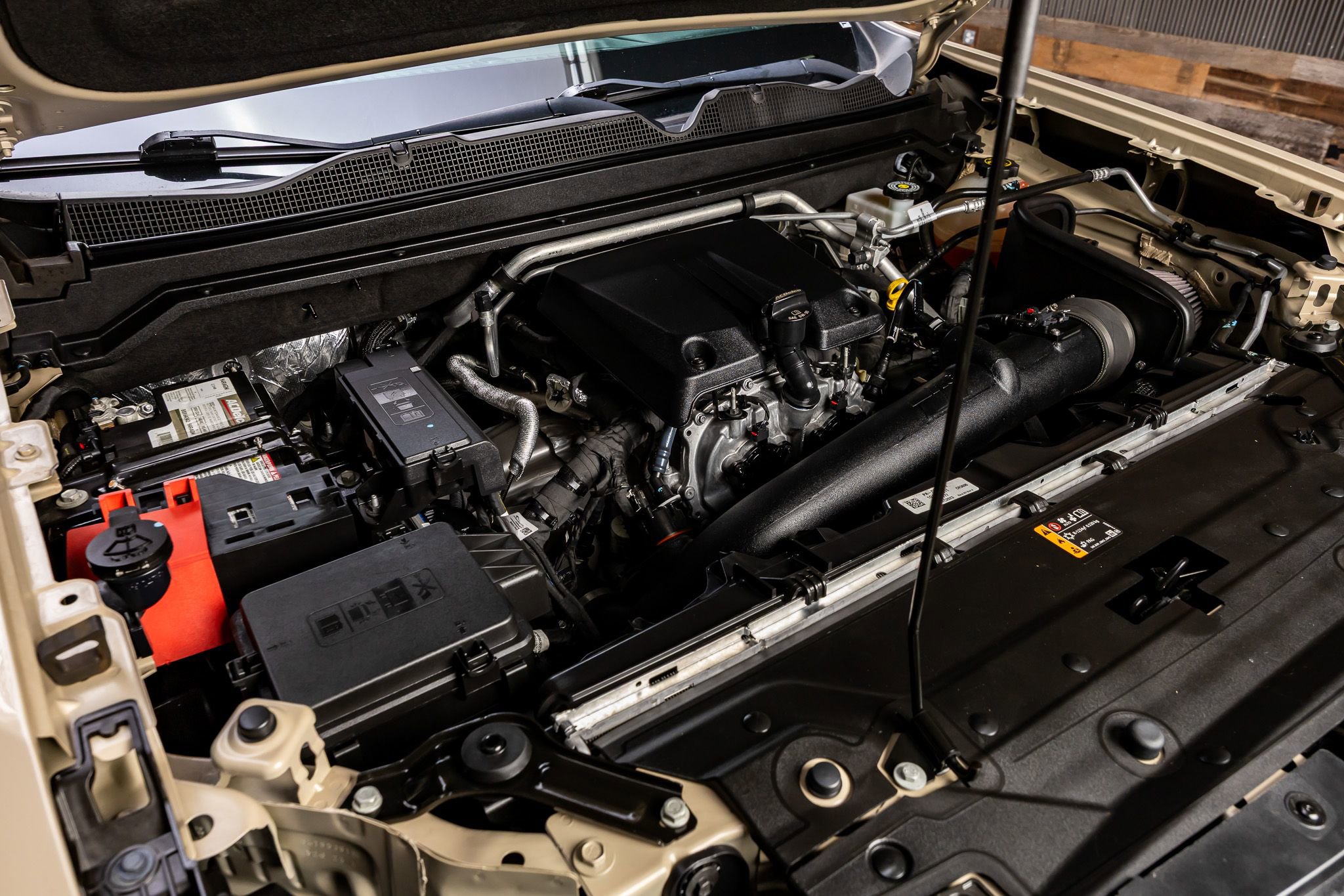 Used 2023 Chevrolet Colorado ZR2 w/ ZR2 Convenience Package III image 40