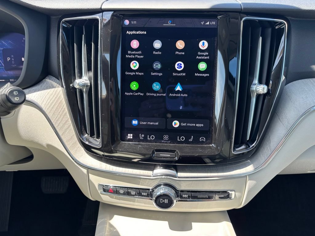 Certified 2023 Volvo XC60 B5 Plus w/ Climate Package AWD/4WD image 12