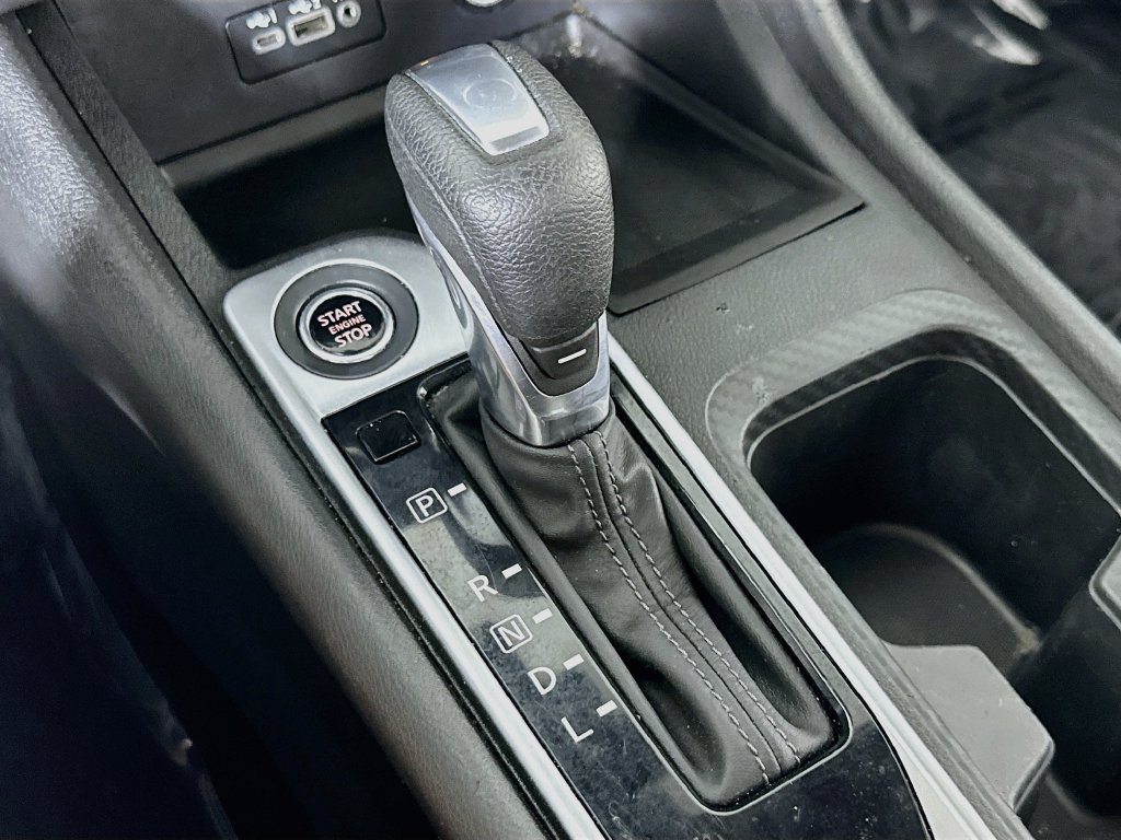 Used 2023 Nissan Sentra SV FWD image 34