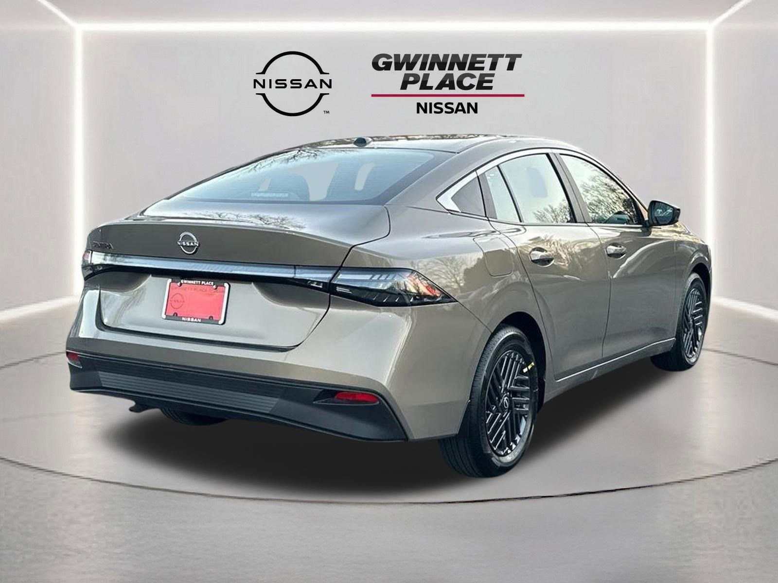 New 2026 Nissan Sentra SV w/ SV Convenience Package FWD image 5