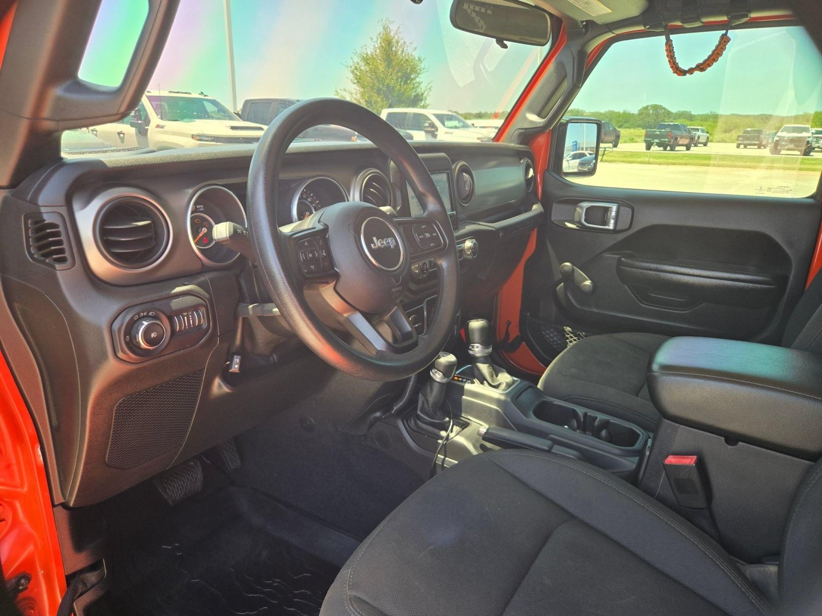Used 2018 Jeep Wrangler Unlimited Sport AWD/4WD image 11