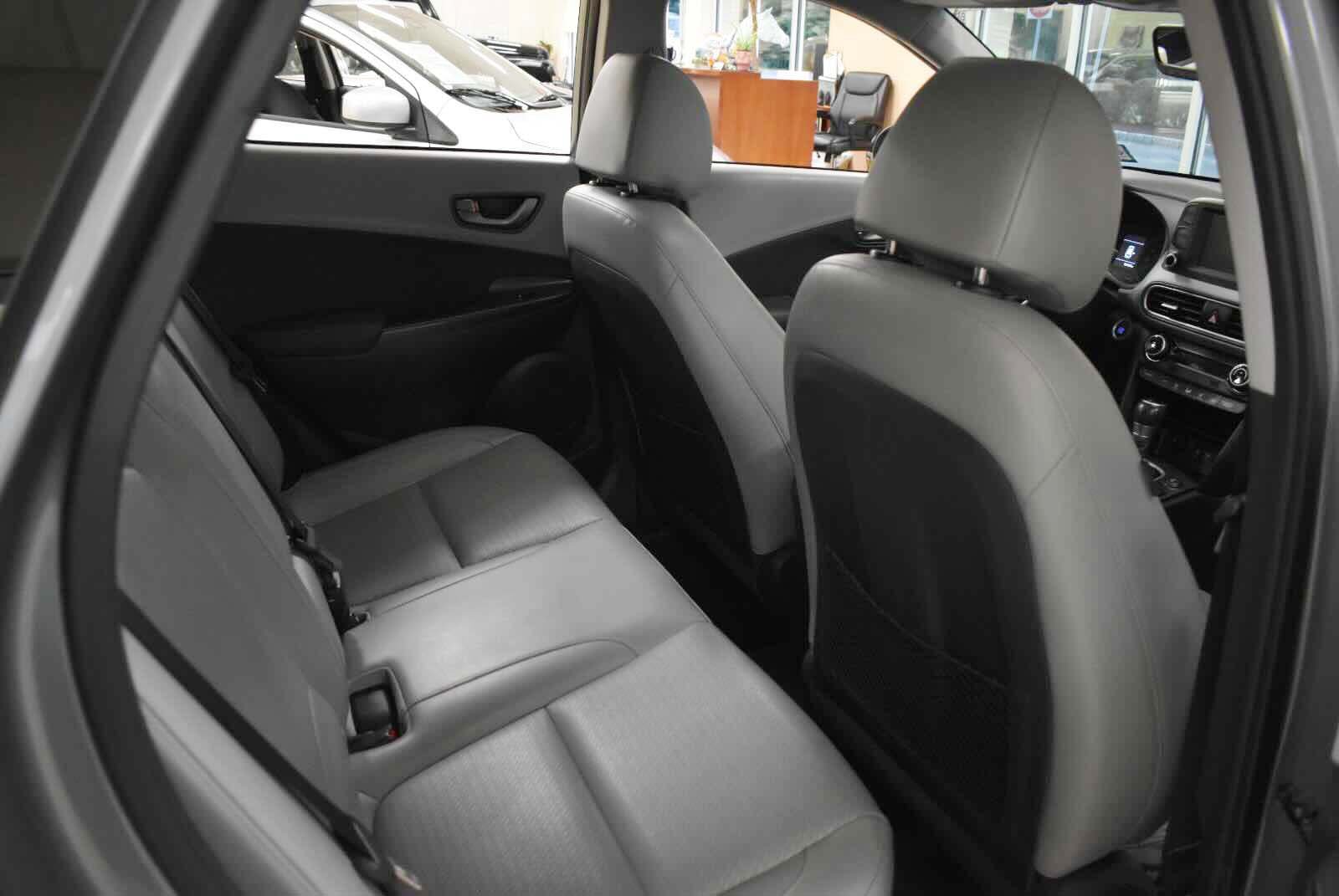 Used 2019 Hyundai Kona Limited AWD/4WD image 49