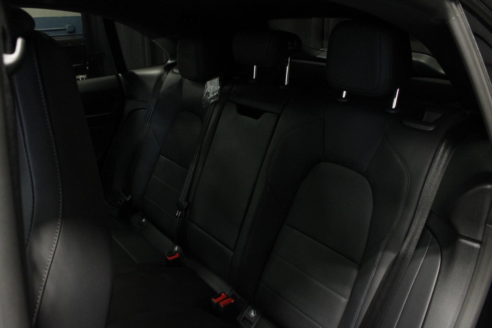New 2026 Porsche Macan 4 Electric AWD/4WD image 19
