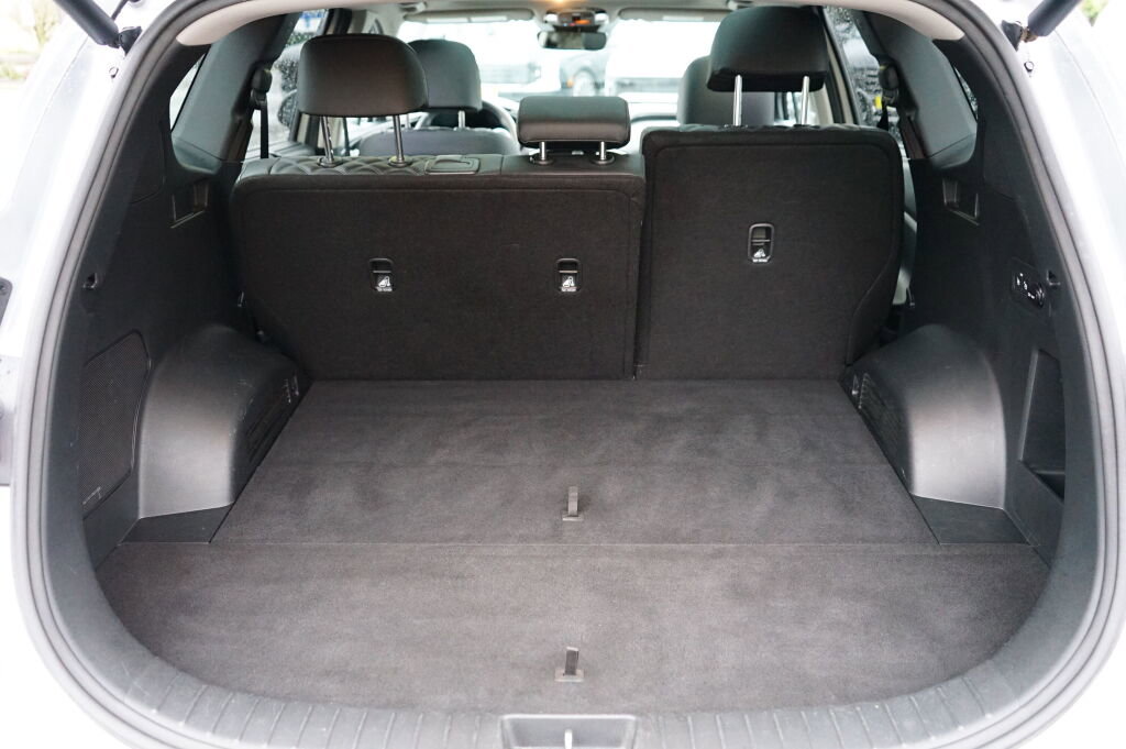 Certified 2021 Hyundai Santa Fe SEL Premium image 12