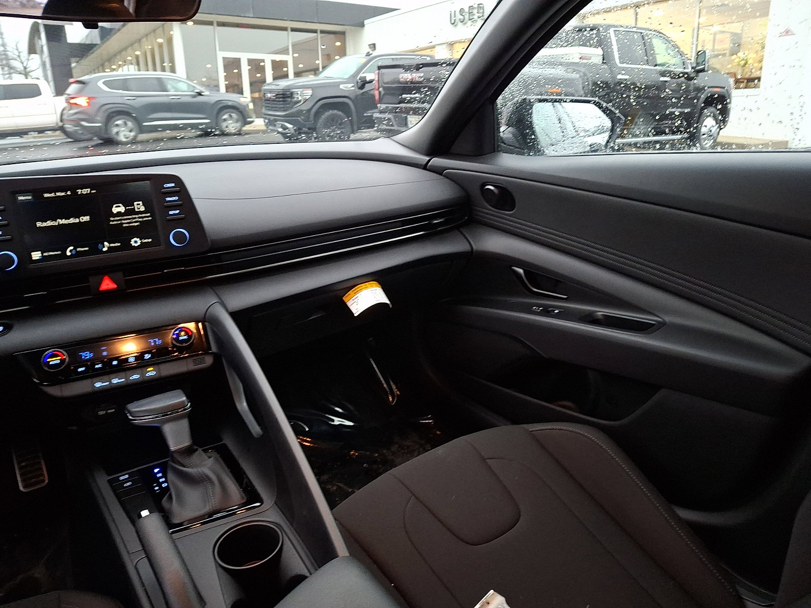 Used 2025 Hyundai Elantra Sport w/ Cargo Package image 16