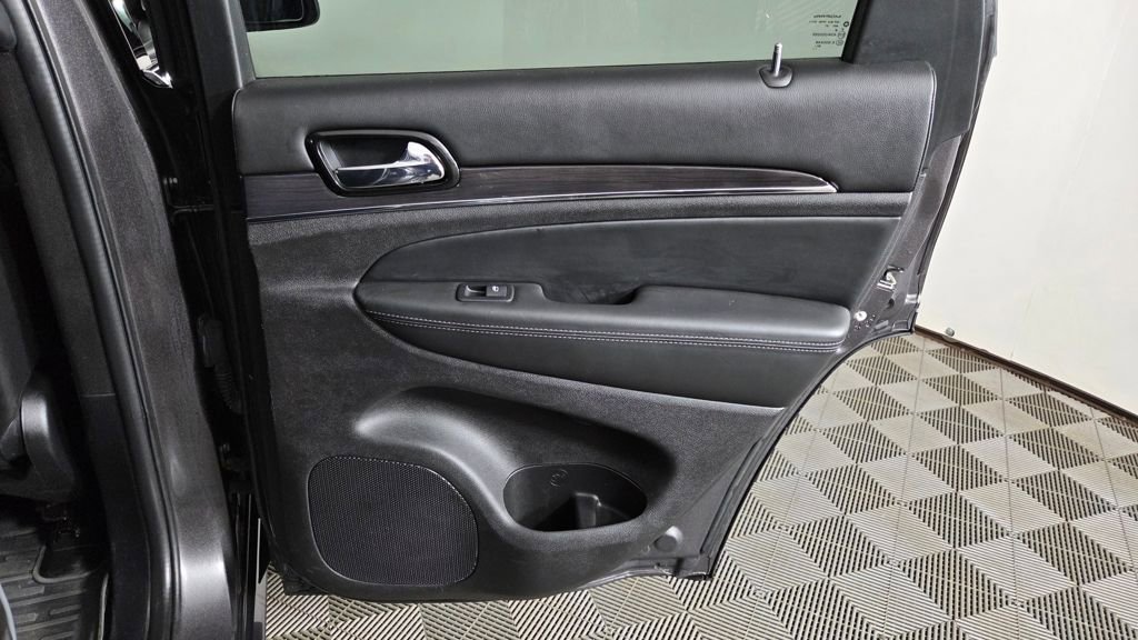 Used 2021 Jeep Grand Cherokee Overland image 34