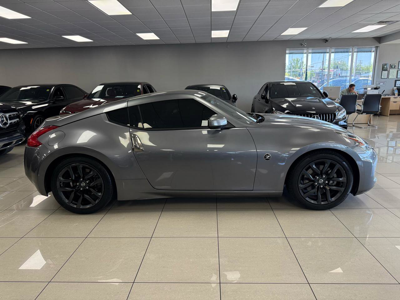 Used 2020 Nissan 370Z Coupe image 7