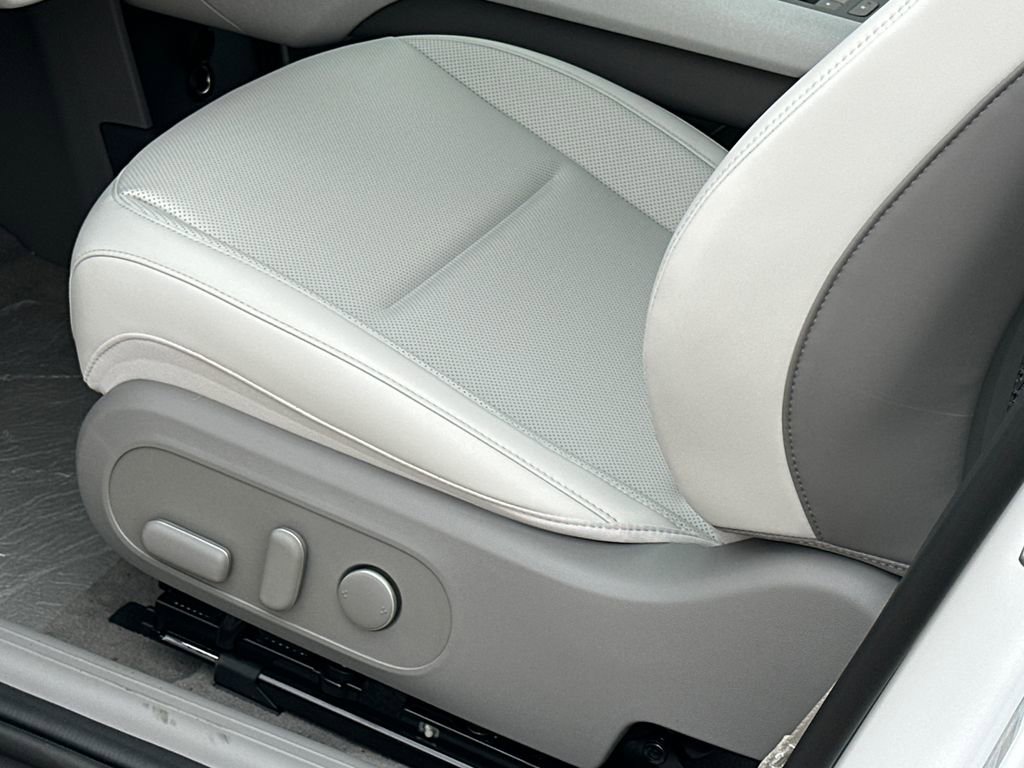 New 2025 Hyundai Ioniq 6 SEL image 7