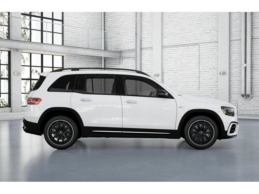 New 2026 Mercedes-Benz GLB 35 AMG GLB 35 AMG image 2