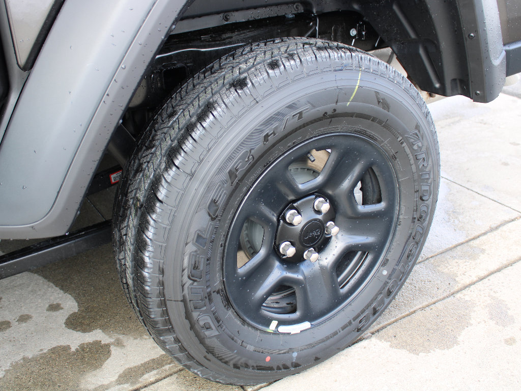 New 2026 Jeep Gladiator Sport image 38