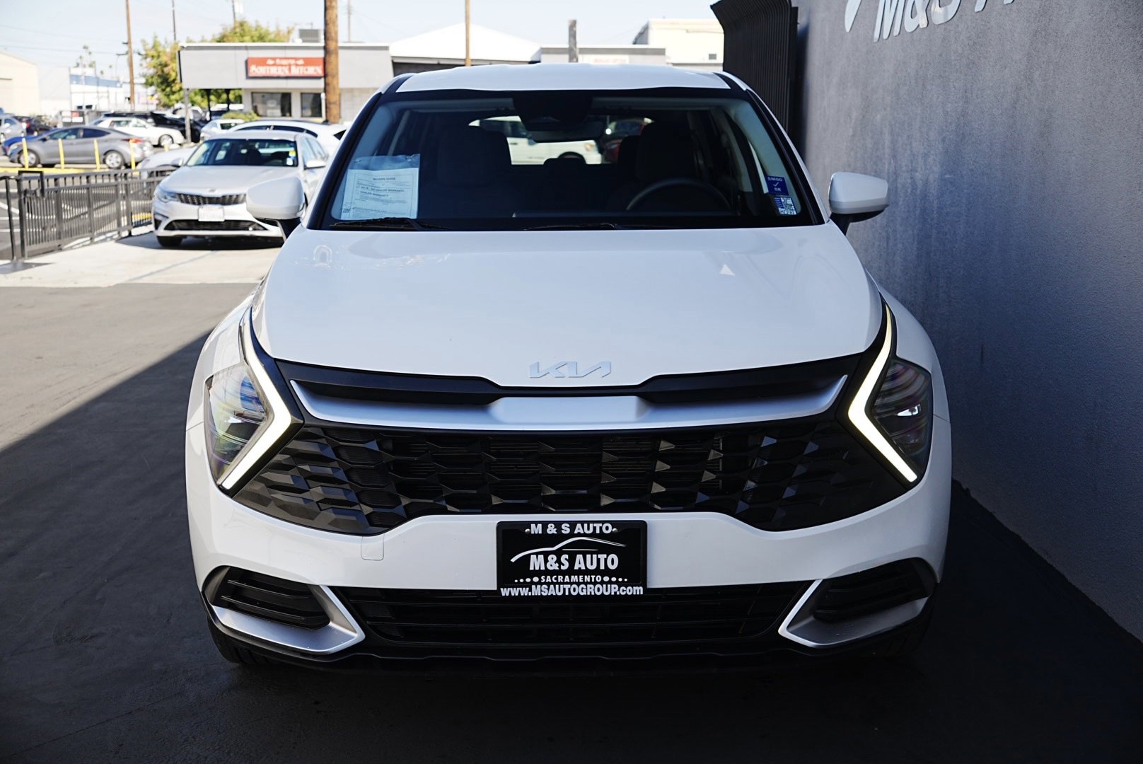 Used 2024 Kia Sportage LX image 2