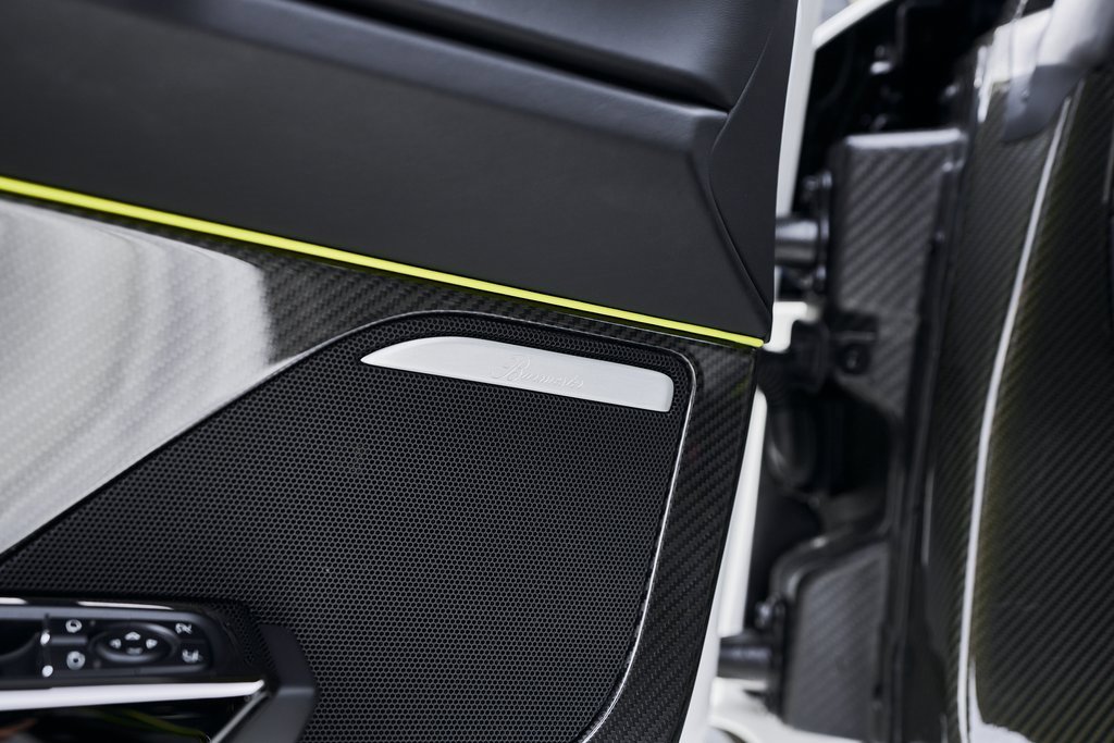 Used 2015 Porsche 918 Spyder image 50