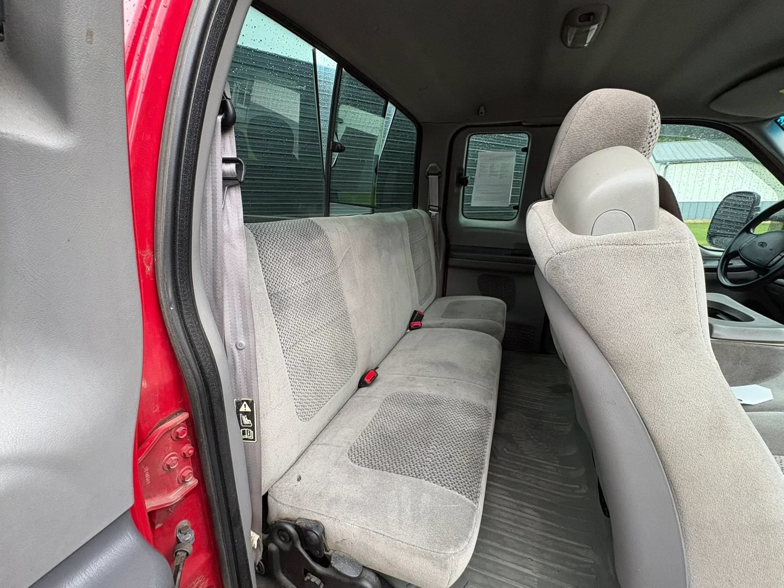 Used 2001 Ford F250 2WD SuperCab Super Duty image 15
