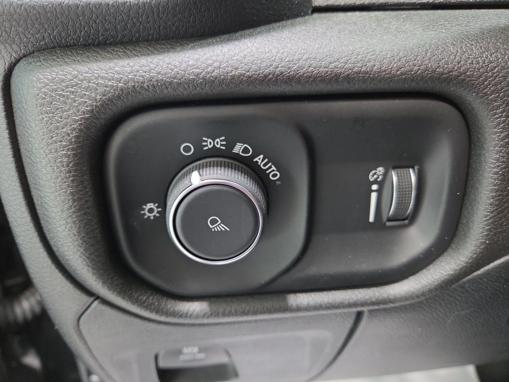 Used 2023 RAM 1500 Tradesman AWD/4WD image 33