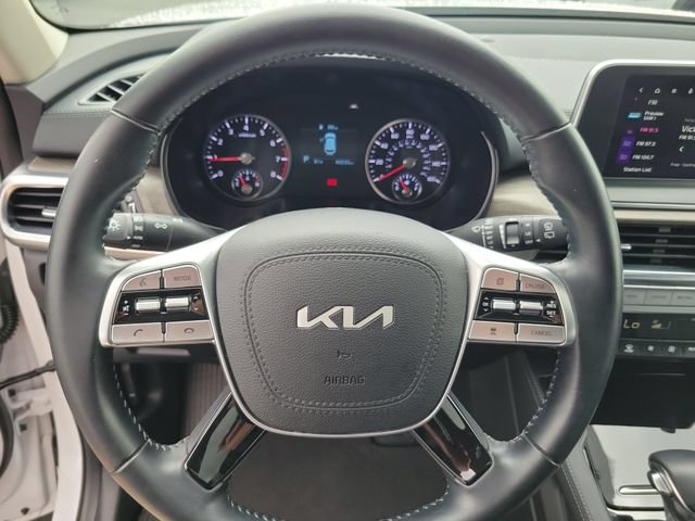 Certified 2022 Kia Telluride EX w/ EX Premium Package FWD image 17