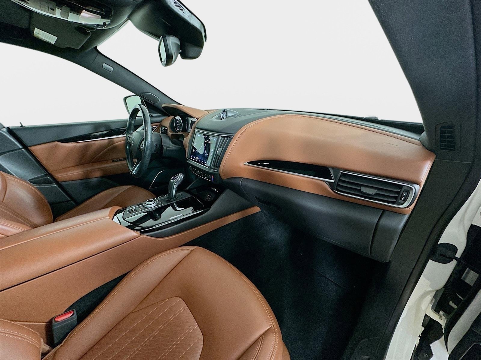 Used 2022 Maserati Levante GT image 45