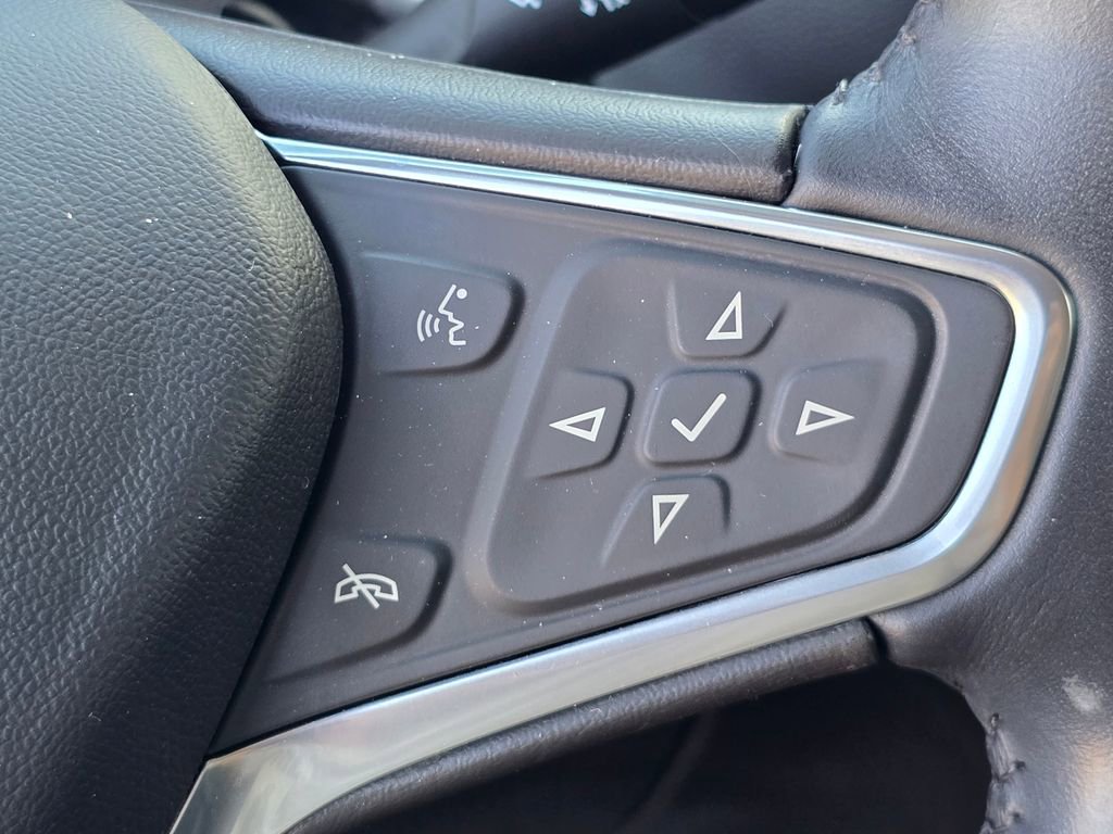 Used 2022 Chevrolet Equinox LT image 24