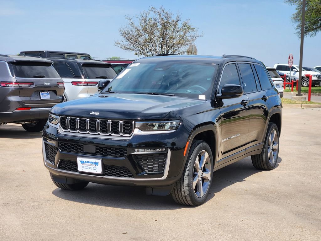 New 2026 Jeep Grand Cherokee Limited RWD image 2