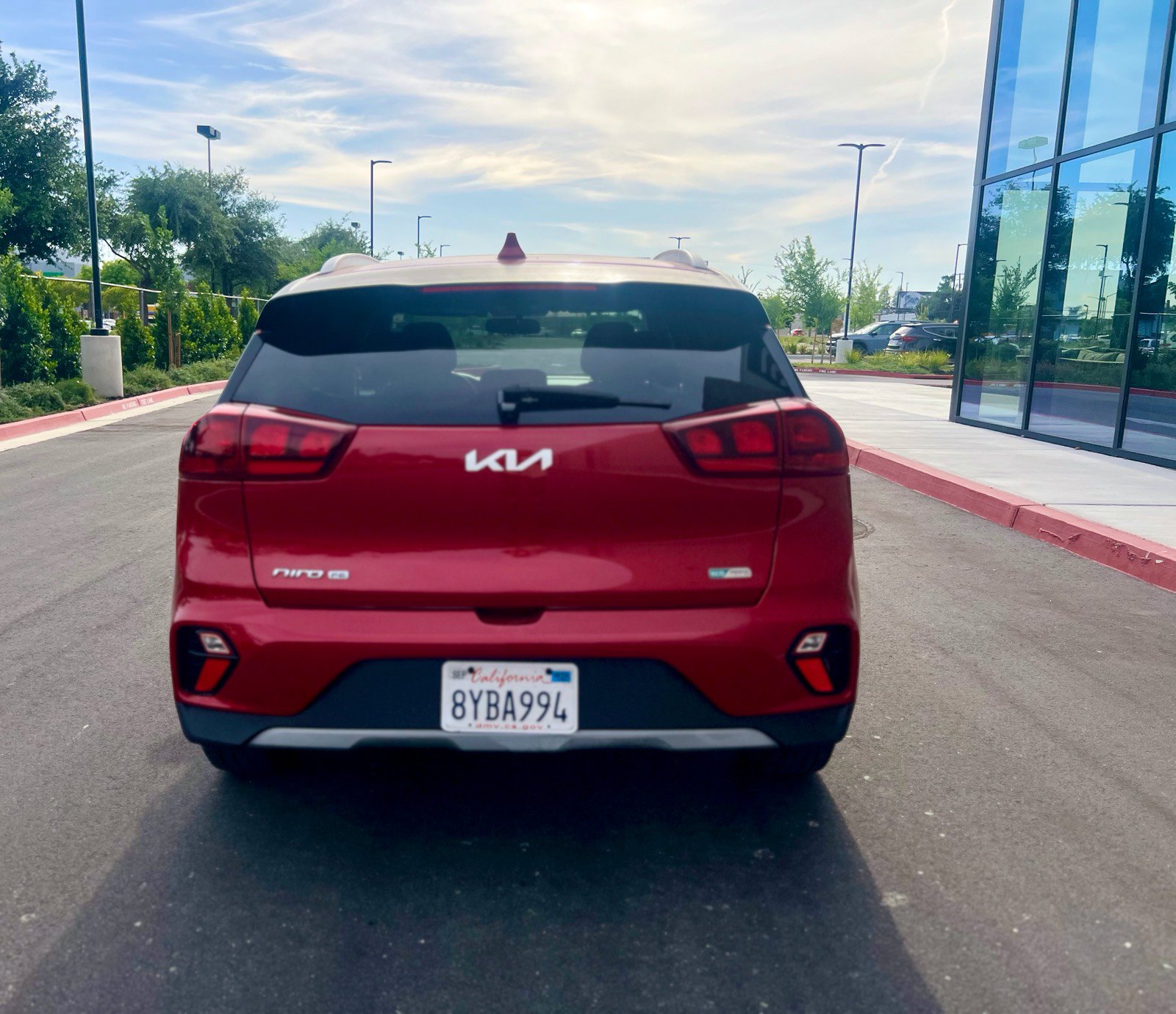 Used 2022 Kia Niro LX FWD image 4