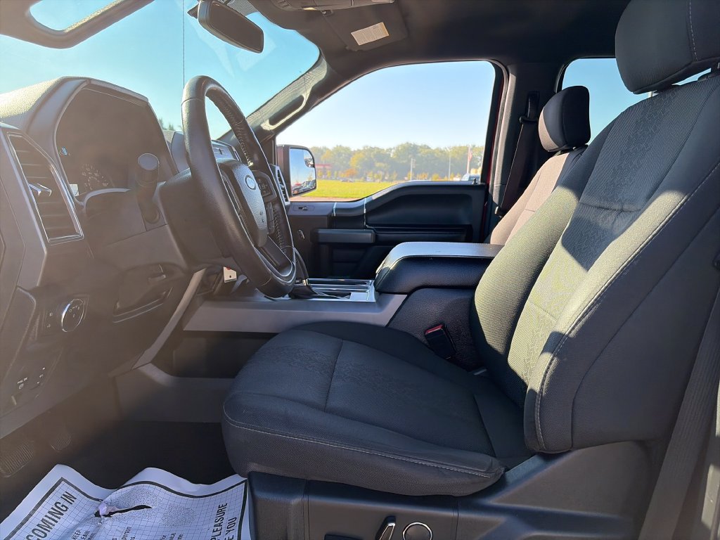 Used 2018 Ford F150 XLT w/ Equipment Group 302A Luxury AWD/4WD image 18