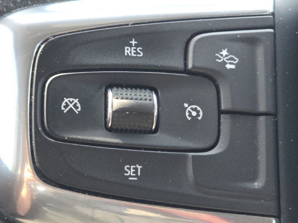 Used 2024 Chevrolet Blazer LT w/ Redline Edition FWD image 31