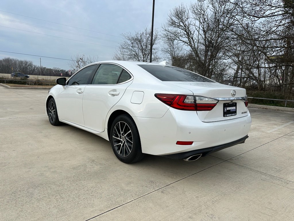 Used 2018 Lexus ES 350 w/ Luxury Package w/Wood Trim image 7