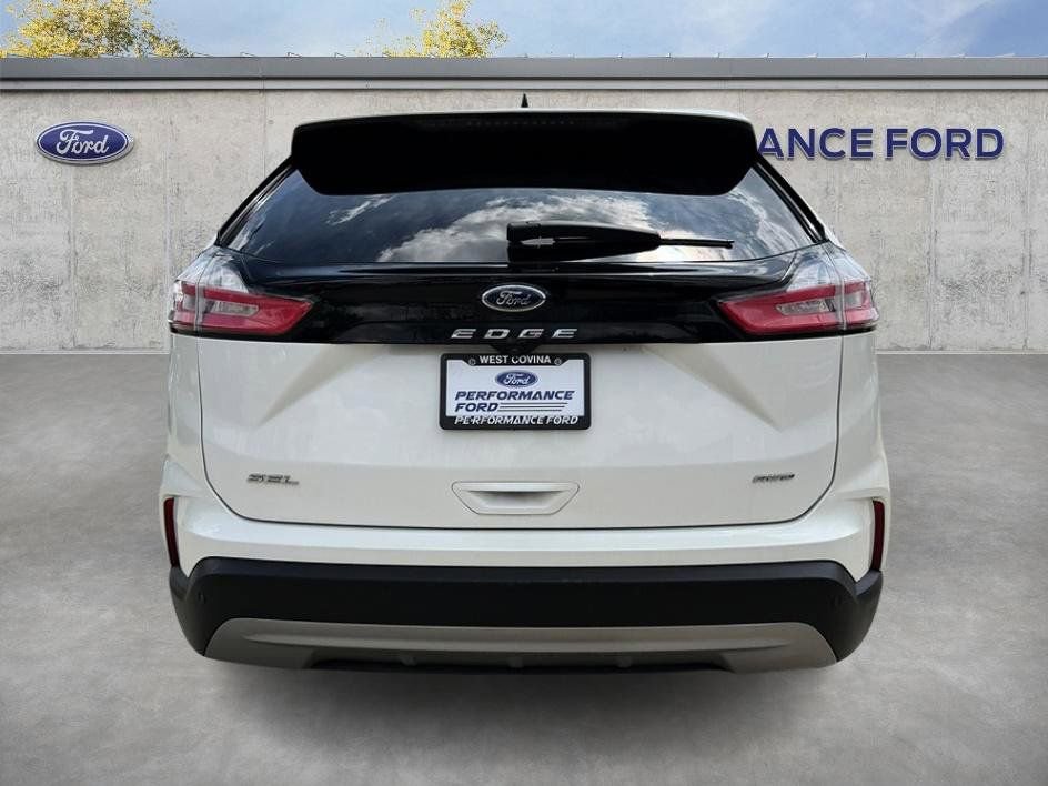 Used 2023 Ford Edge SEL w/ Convenience Package image 9
