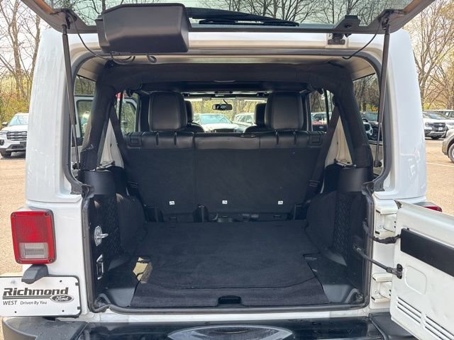 Used 2018 Jeep Wrangler Unlimited Altitude image 12