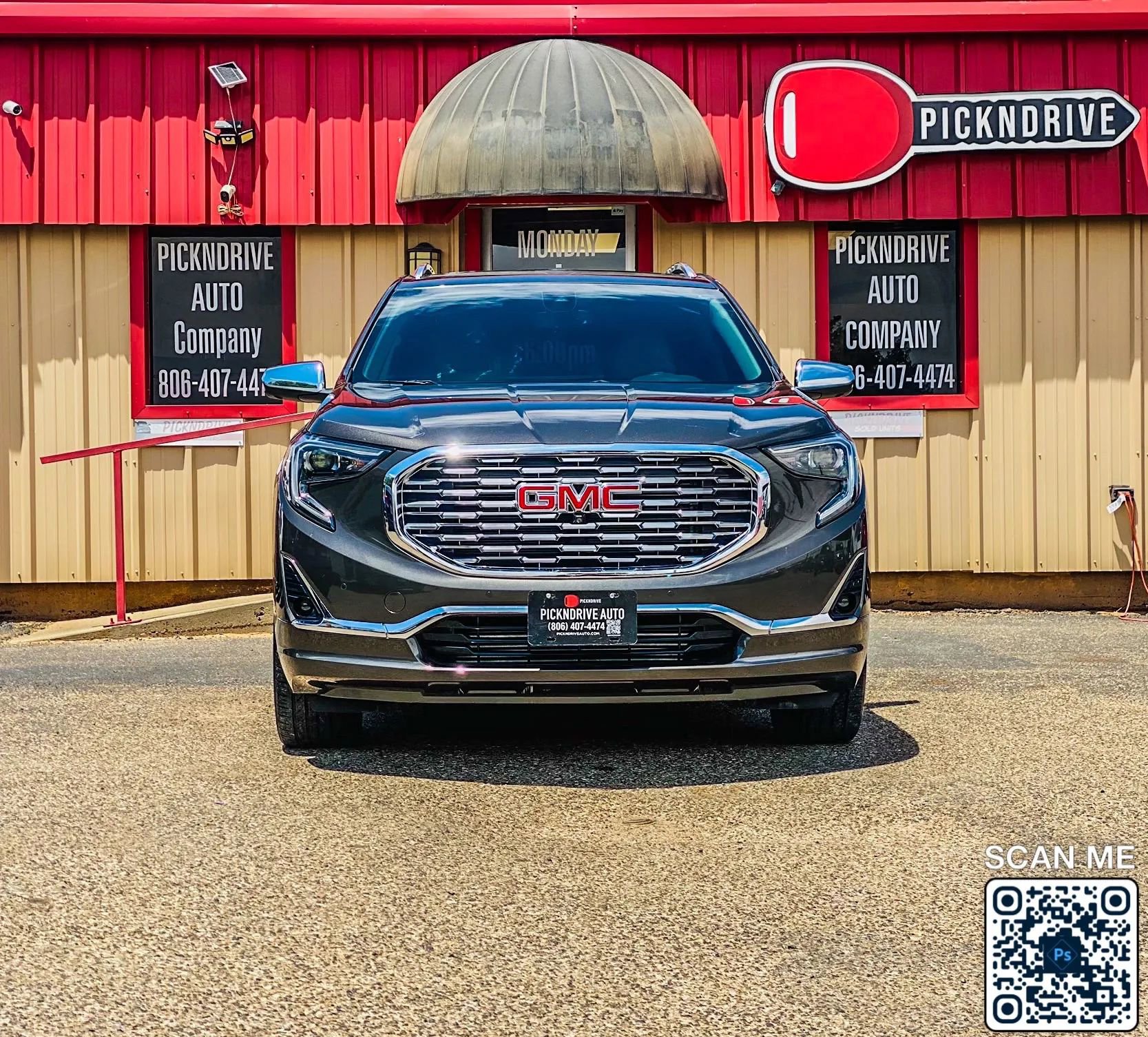 Used 2020 GMC Terrain Denali w/ Denali Premium Package AWD/4WD image 3