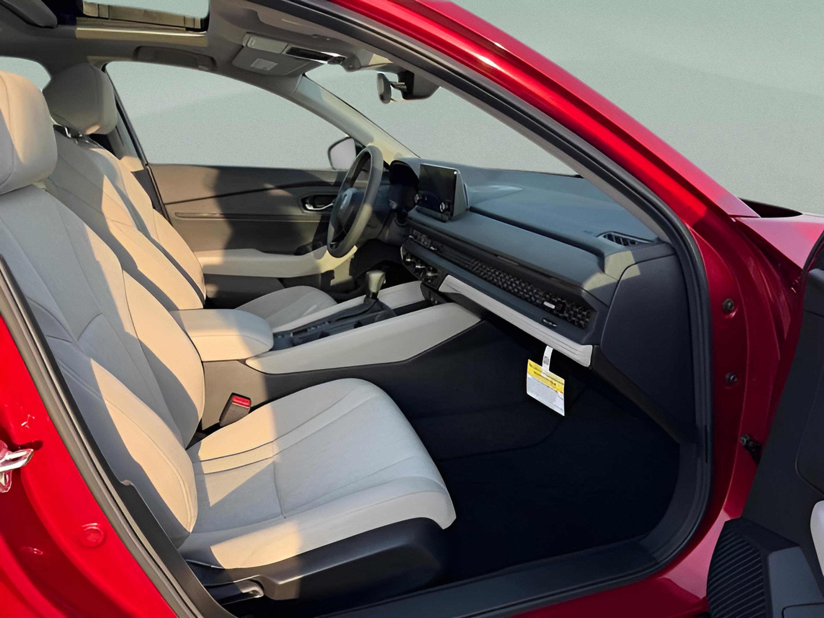 Certified 2025 Honda Accord SE image 26